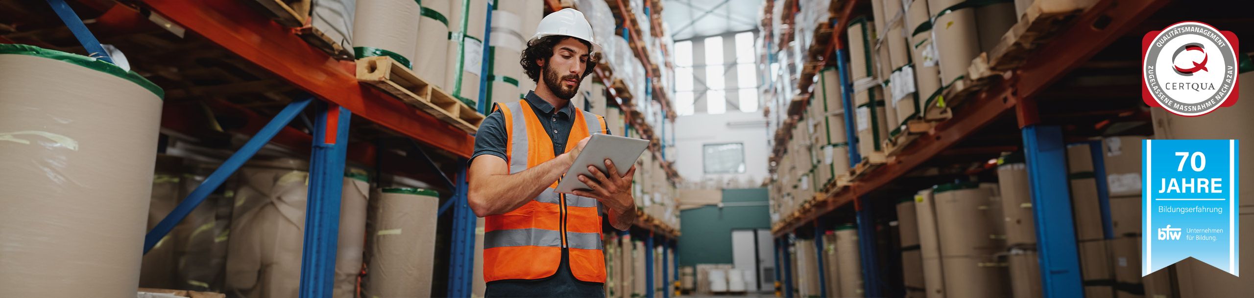 bfw Aufstiegsfortbildung Logistikmeister AdobeStock 324504135