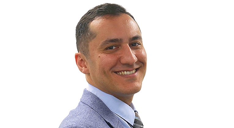 Amin Koushki maxQ Kiel HP